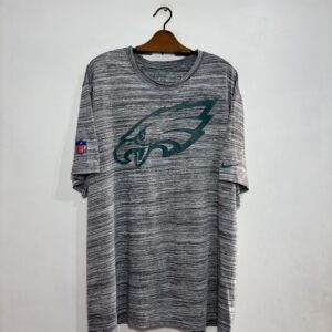 Remera Eagles Nike